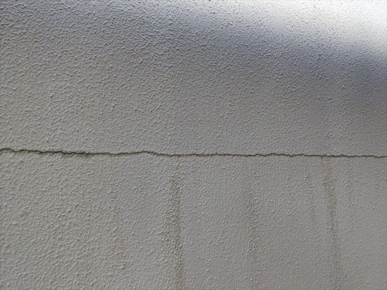 クラック補修工事・爆裂補修工事とは