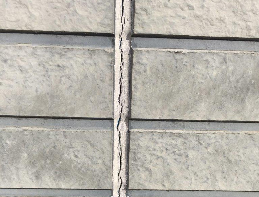 ひび割れ・破断